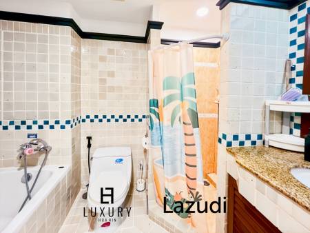 คอนโด 2 ห้องนอน ชั้นล่าง 105 ตร.ม. วิวสวนในบ้านแสนสราญ