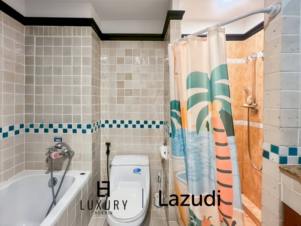 คอนโด 2 ห้องนอน ชั้นล่าง 105 ตร.ม. วิวสวนในบ้านแสนสราญ