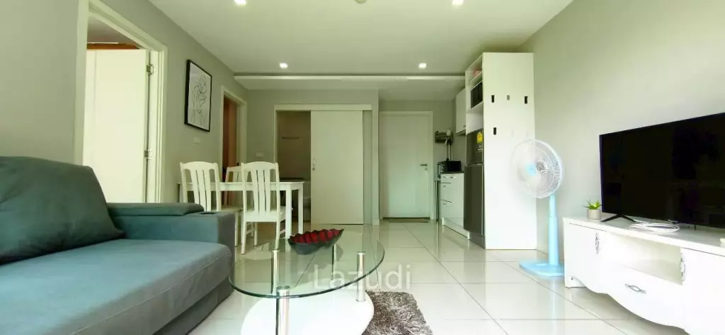2-Bedroom Condo for Rent Siam Oriental Plaza, Pratumnak Hill