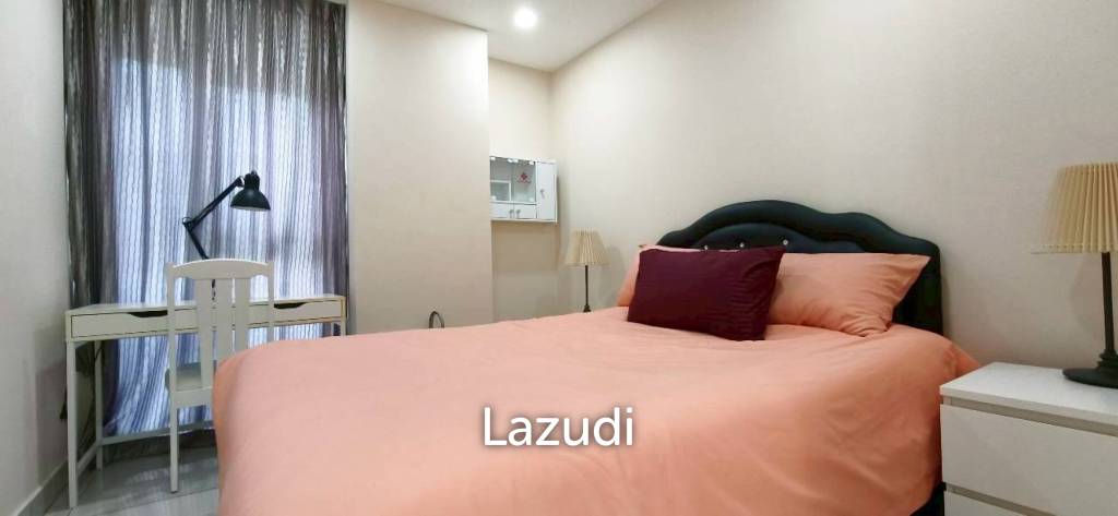 2-Bedroom Condo for Rent Siam Oriental Plaza, Pratumnak Hill