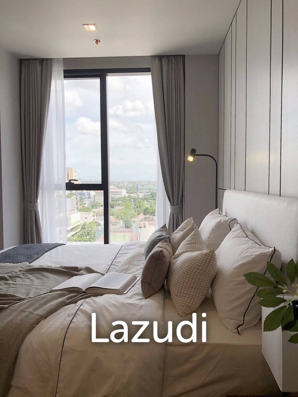 45 sqm modern 1 bedroom condo on 14th floor Ideo Q Sukhumvit 36 Khlong Toei Bangkok