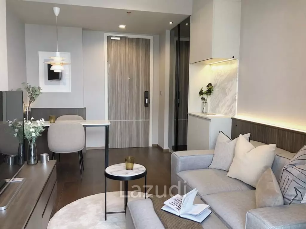 45 sqm modern 1 bedroom condo on 14th floor Ideo Q Sukhumvit 36 Khlong Toei Bangkok