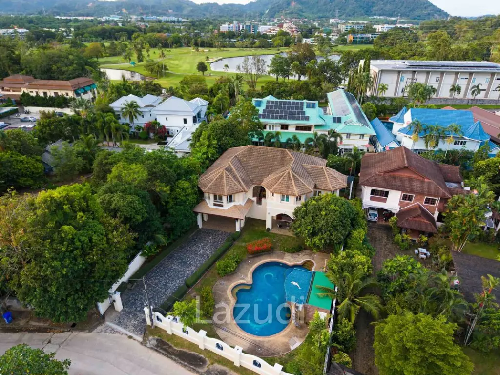 Spacious 7-bedroom private pool villa in Kathu near Patong and golf courses