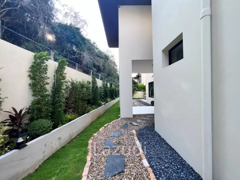 PANORAMA KAO TAO : Brand New 6 bed pool villa with amazing views