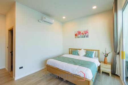 298 sqm New Modern pool villa in Thap Tai Hua Hin