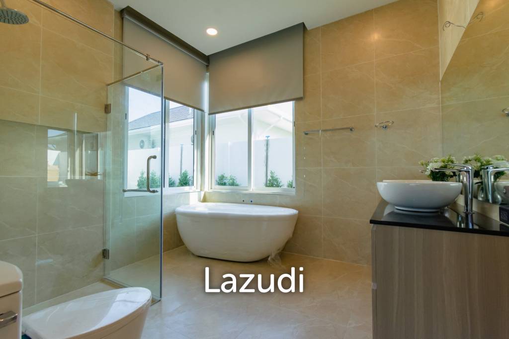 298 sqm New Modern pool villa in Thap Tai Hua Hin