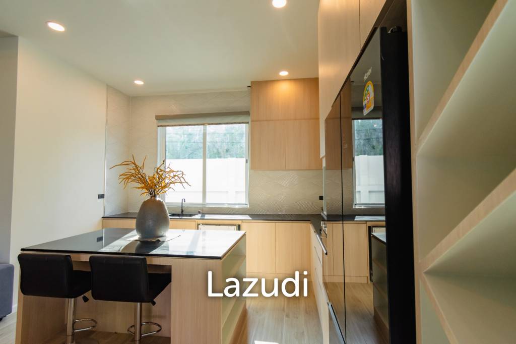 298 sqm New Modern pool villa in Thap Tai Hua Hin