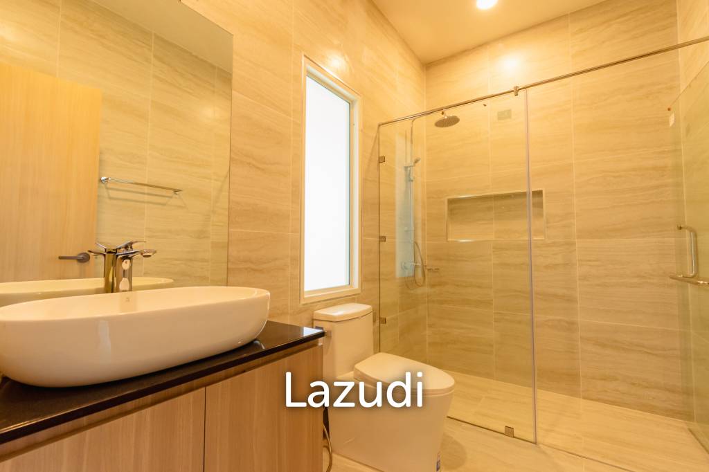 298 sqm New Modern pool villa in Thap Tai Hua Hin