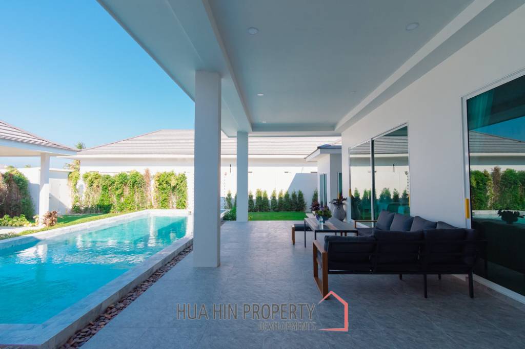 298 sqm New Modern pool villa in Thap Tai Hua Hin