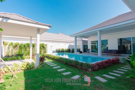 298 sqm New Modern pool villa in Thap Tai Hua Hin