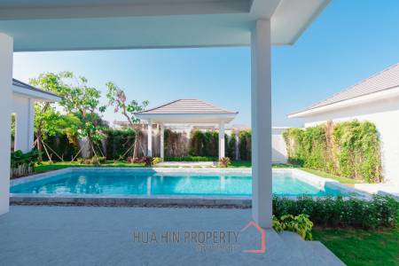 298 sqm New Modern pool villa in Thap Tai Hua Hin