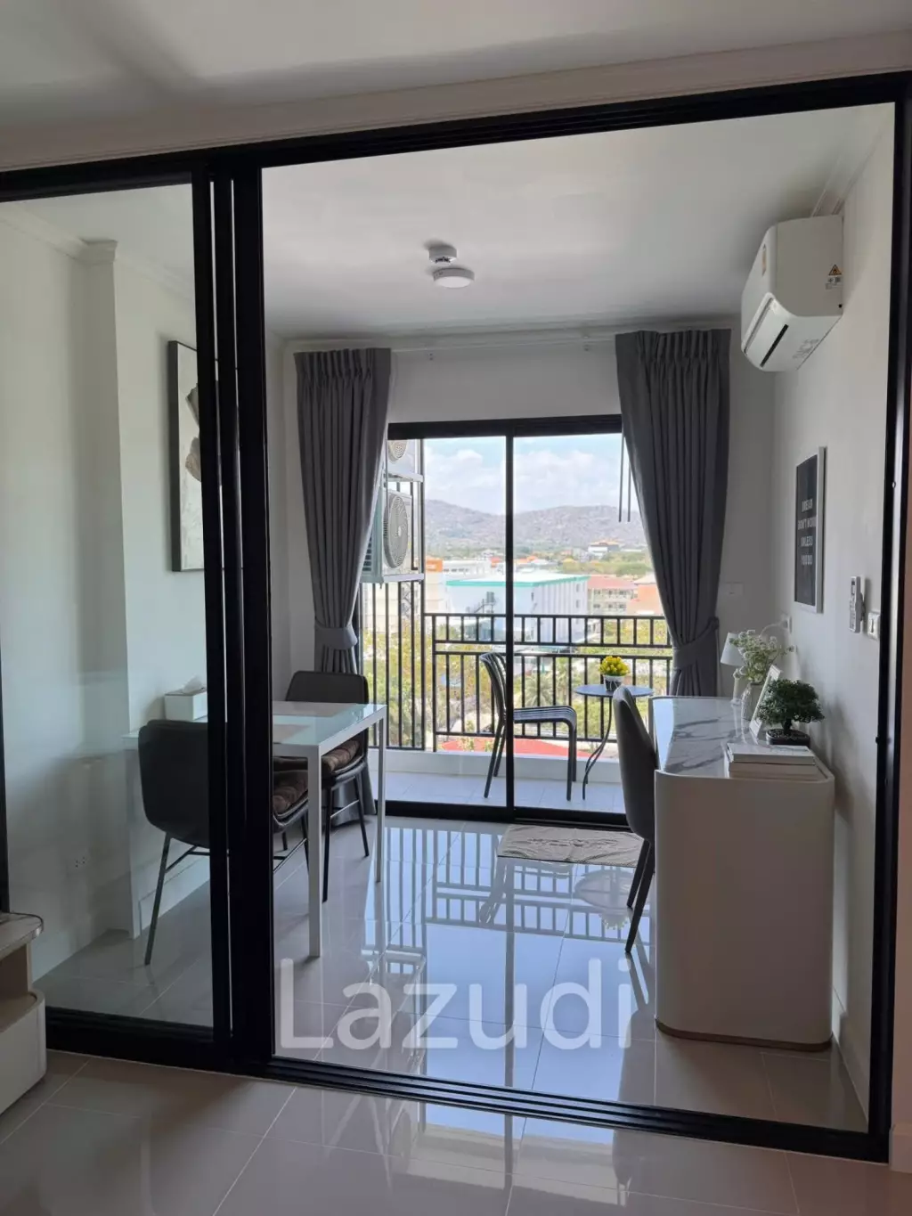 Mira Monte: Modern 1 Bedroom Condo in City Center