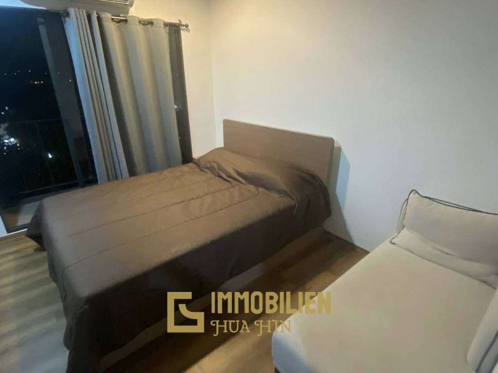 8 этаж / квартира-студия / балкон