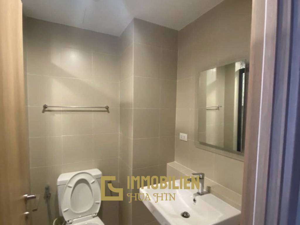 8 этаж / квартира-студия / балкон