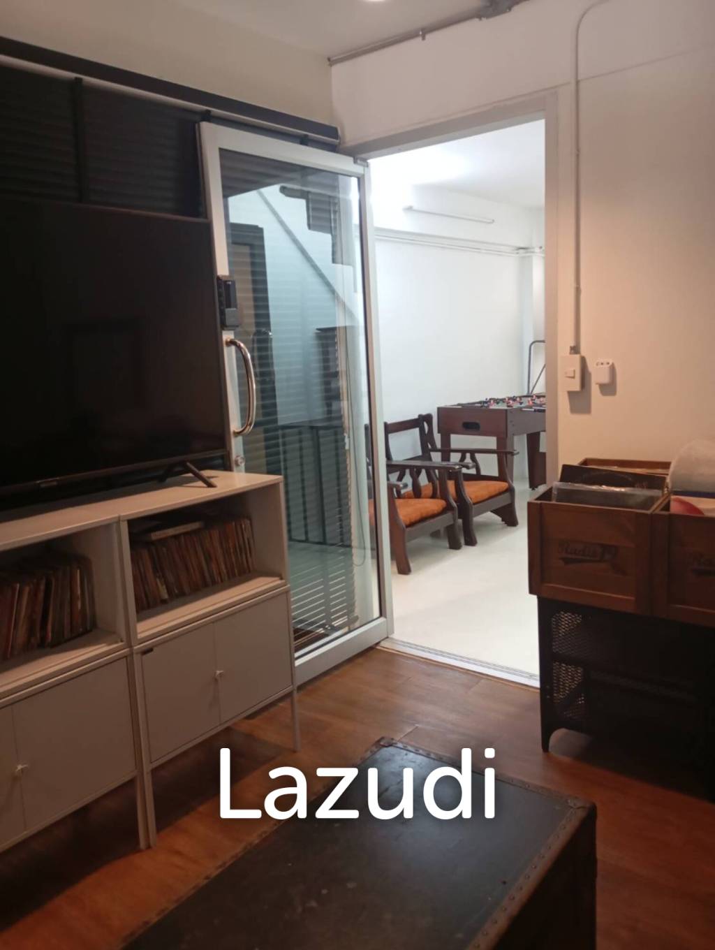 URGENT! Prime Sukhumvit 44 Location | Restaurant-Ready | No Key Money