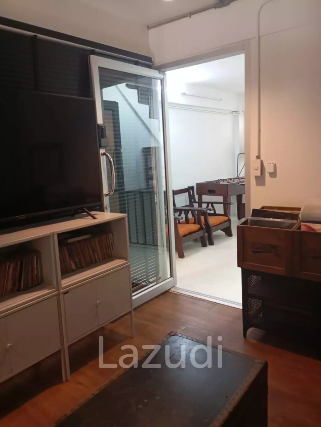 URGENT! Prime Sukhumvit 44 Location | Restaurant-Ready | No Key Money