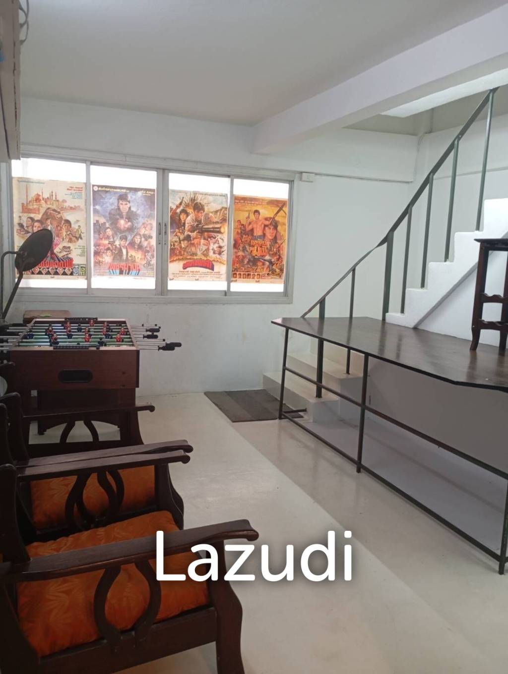 URGENT! Prime Sukhumvit 44 Location | Restaurant-Ready | No Key Money