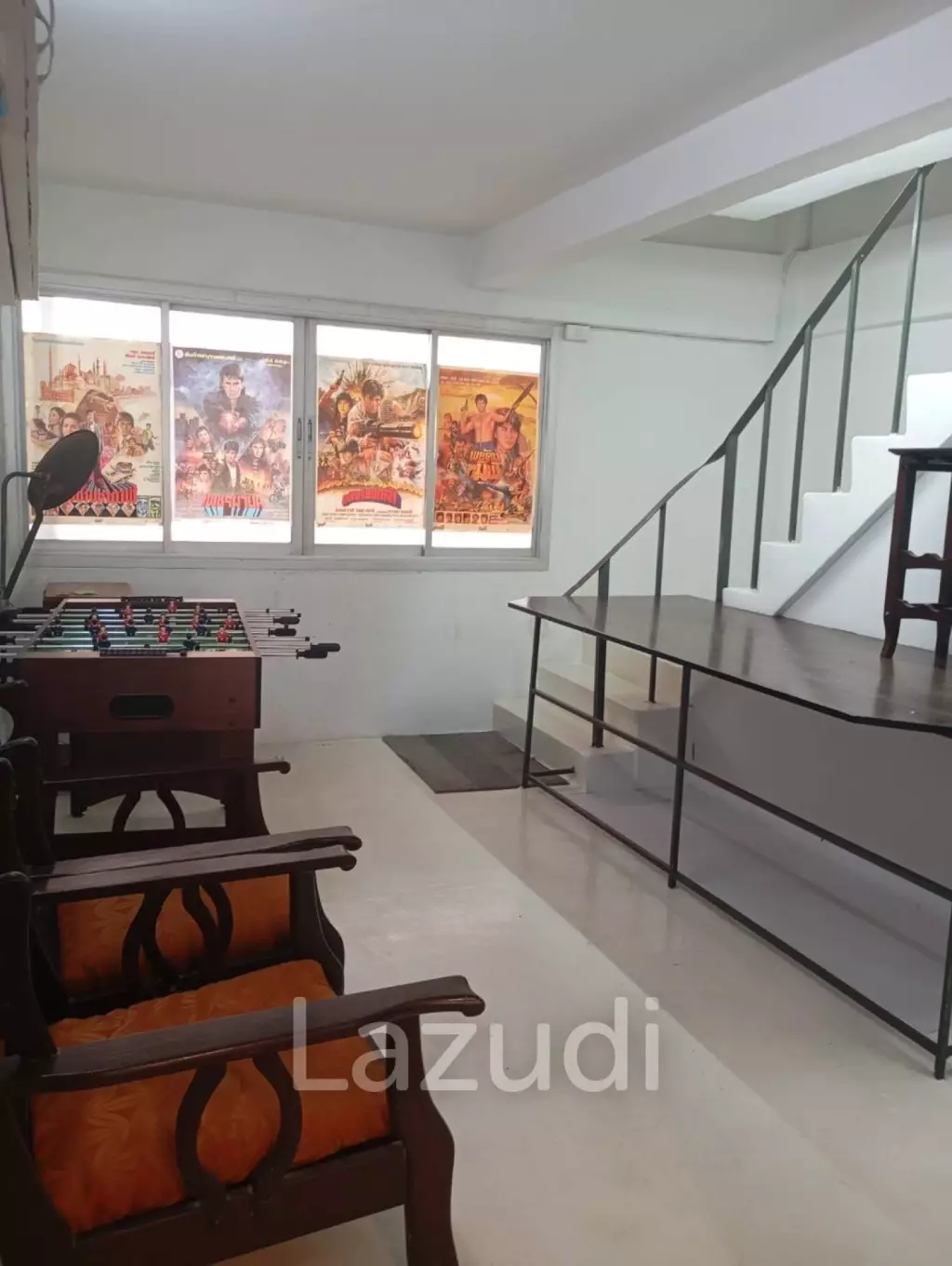 URGENT! Prime Sukhumvit 44 Location | Restaurant-Ready | No Key Money