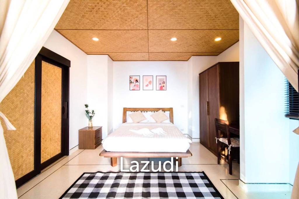 Oceanfront 4 Bedroom Pool Villa in Pran Buri