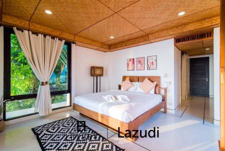 direkte Strandlage / 550 qm Wohnfläche / 4 Schlafzimmer