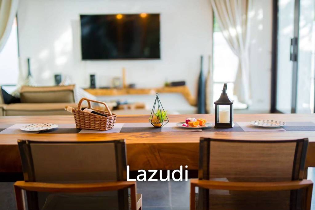 Oceanfront 4 Bedroom Pool Villa in Pran Buri