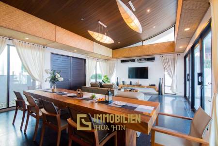 Oceanfront 4 Bedroom Pool Villa in Pran Buri
