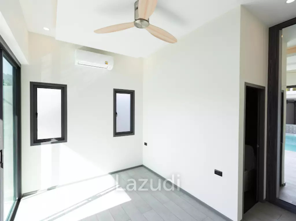 Newly built 3 bedroom pool villa for sale only 5 minutes from Nai harn beach