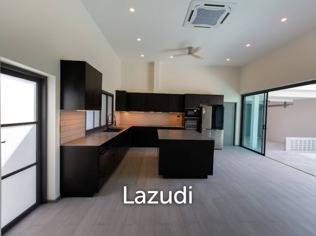 Newly built 3 bedroom pool villa for sale only 5 minutes from Nai harn beach