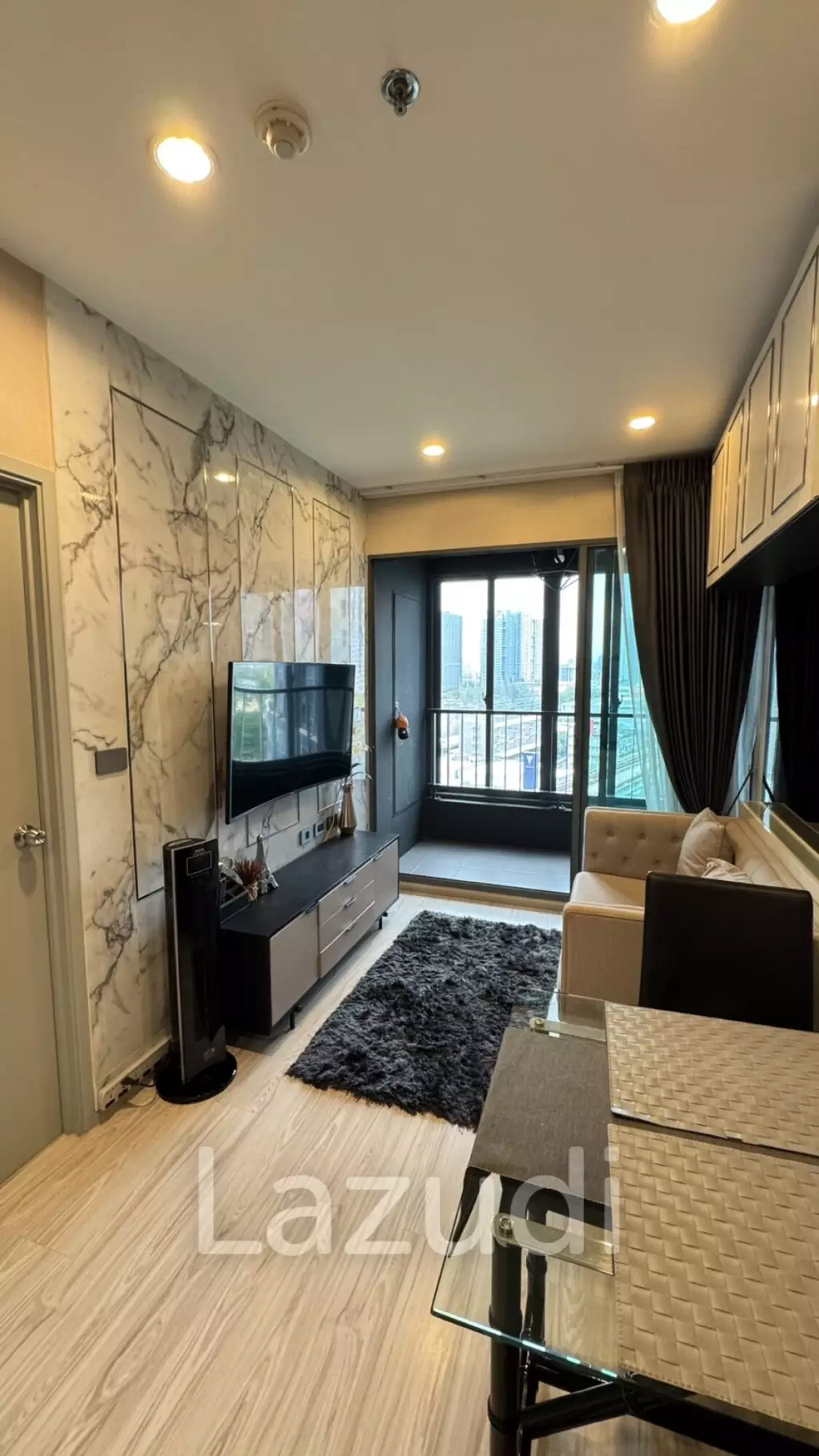 30 sqm 1 Bedroom Condo at Ideo Mobi Sukhumvit Eastgate