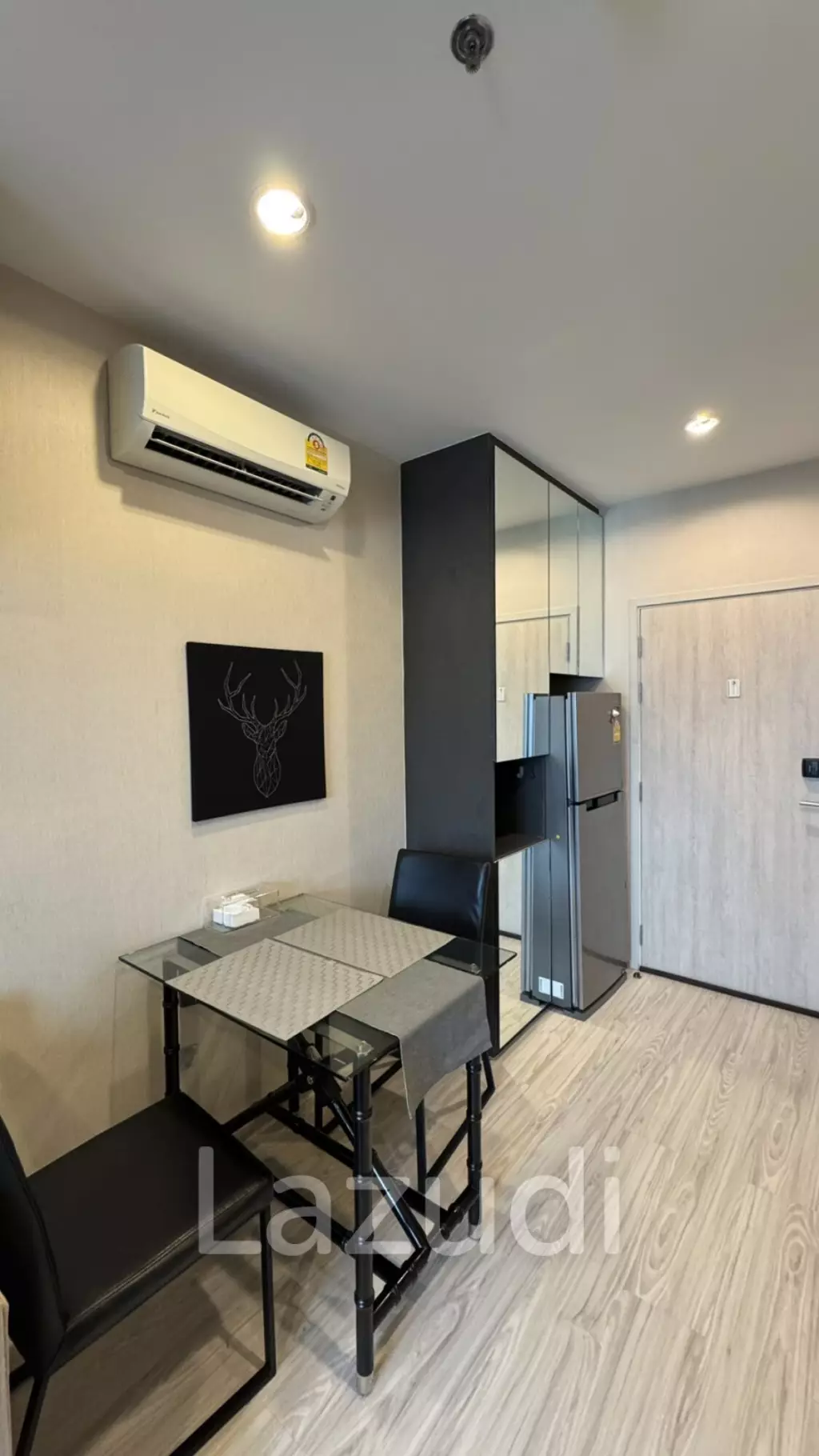 30 sqm 1 Bedroom Condo at Ideo Mobi Sukhumvit Eastgate