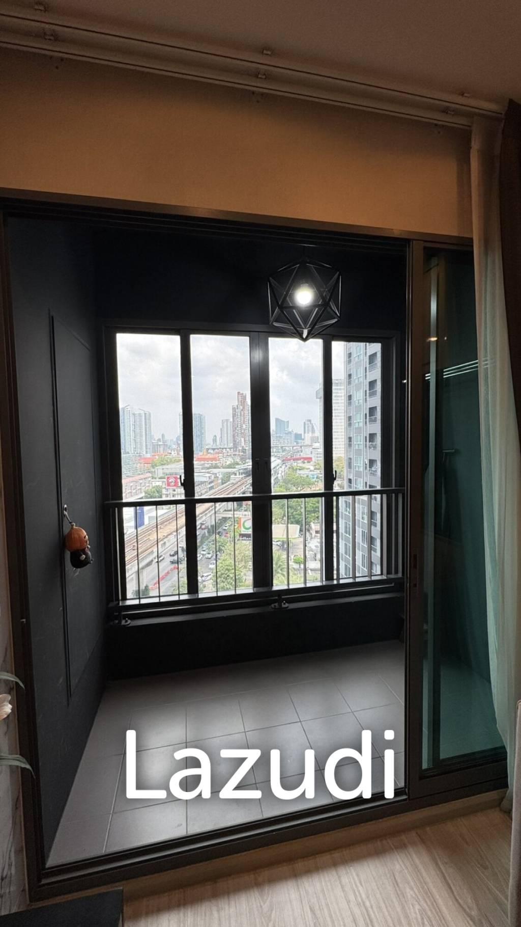 30 sqm 1 Bedroom Condo at Ideo Mobi Sukhumvit Eastgate