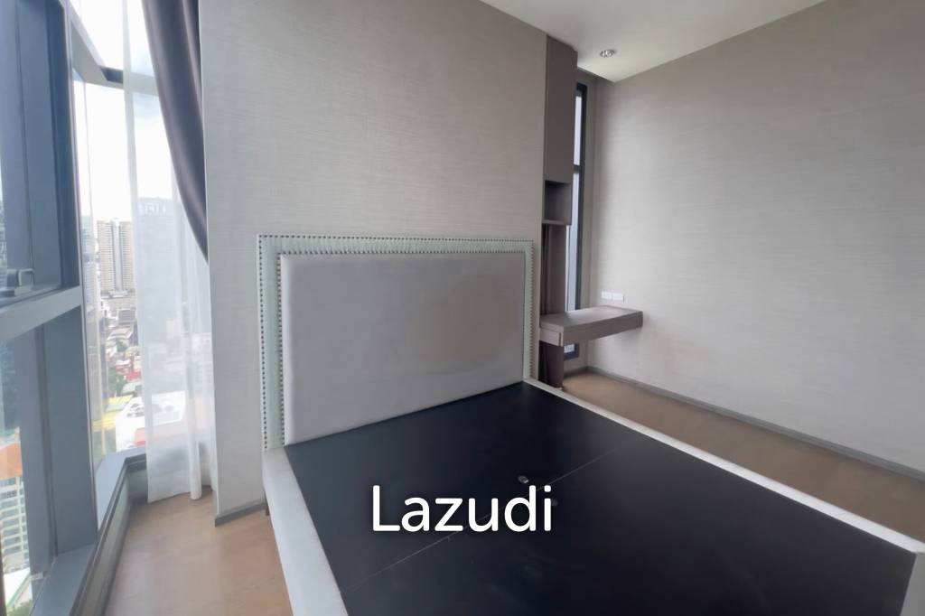 97 sqm 3 Bed condo at The Diplomat Sathorn in Si Lom Bangkok