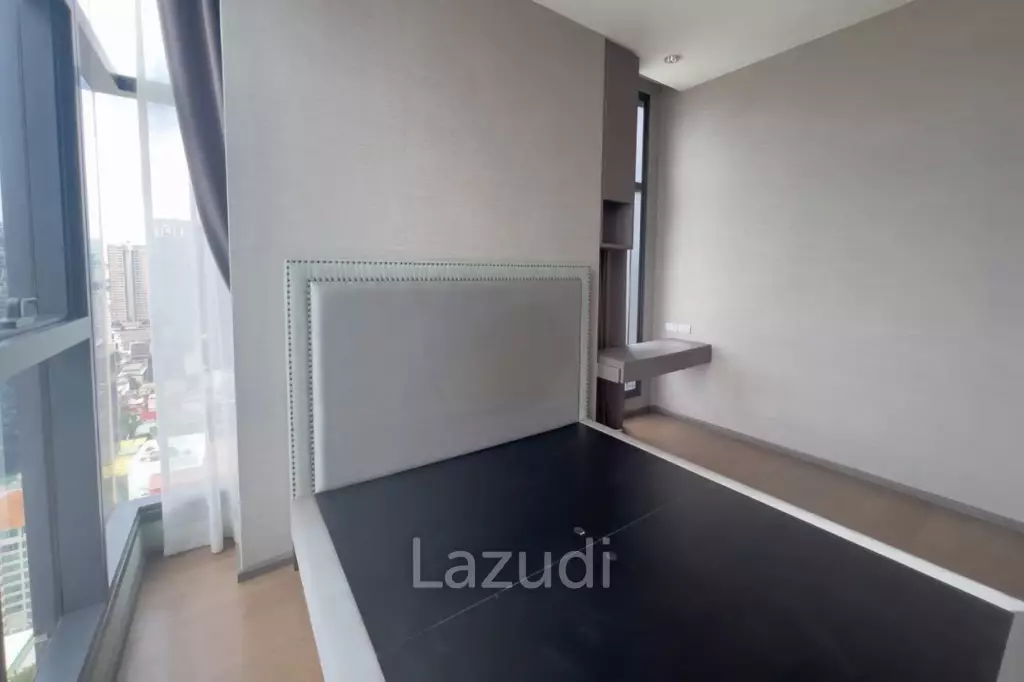 97 sqm 3 Bed condo at The Diplomat Sathorn in Si Lom Bangkok