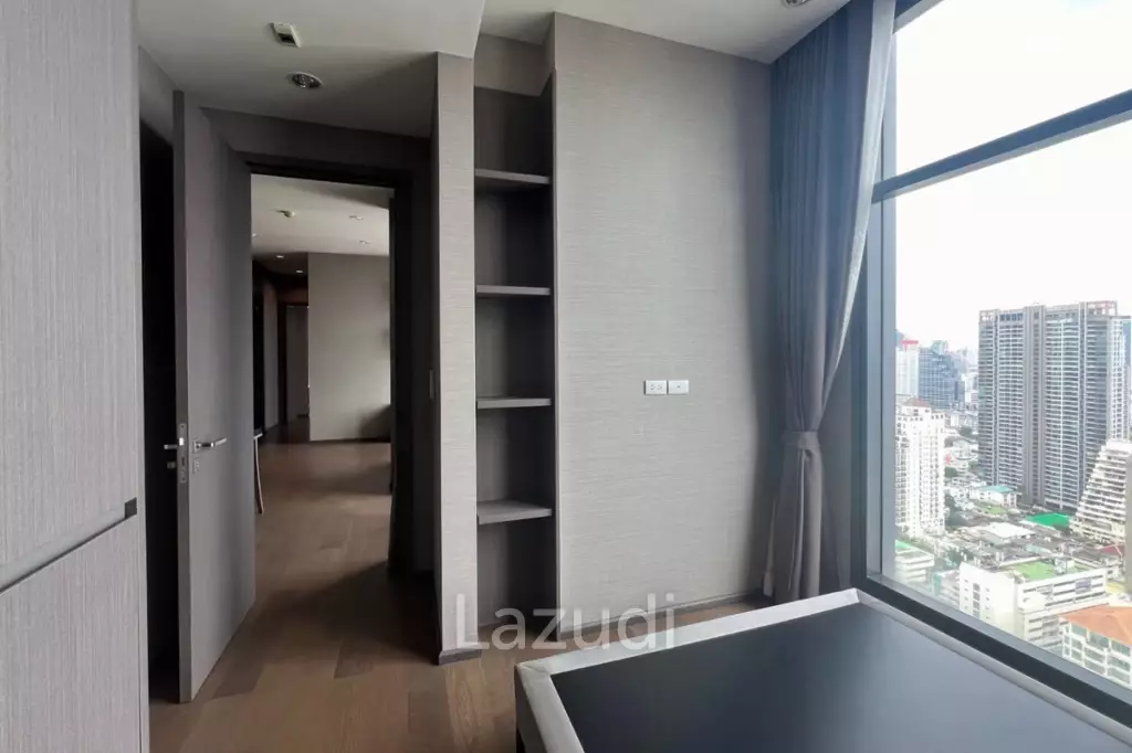 97 sqm 3 Bed condo at The Diplomat Sathorn in Si Lom Bangkok