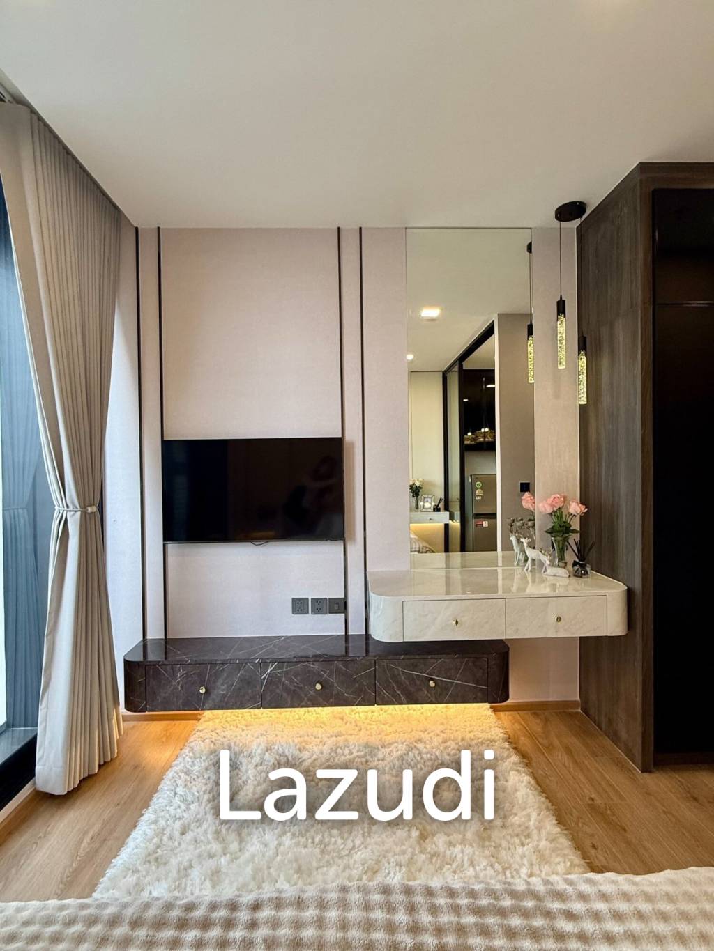 27 sqm modern 1 bedroom condo Noble Around Ari Phaya Thai Bangkok