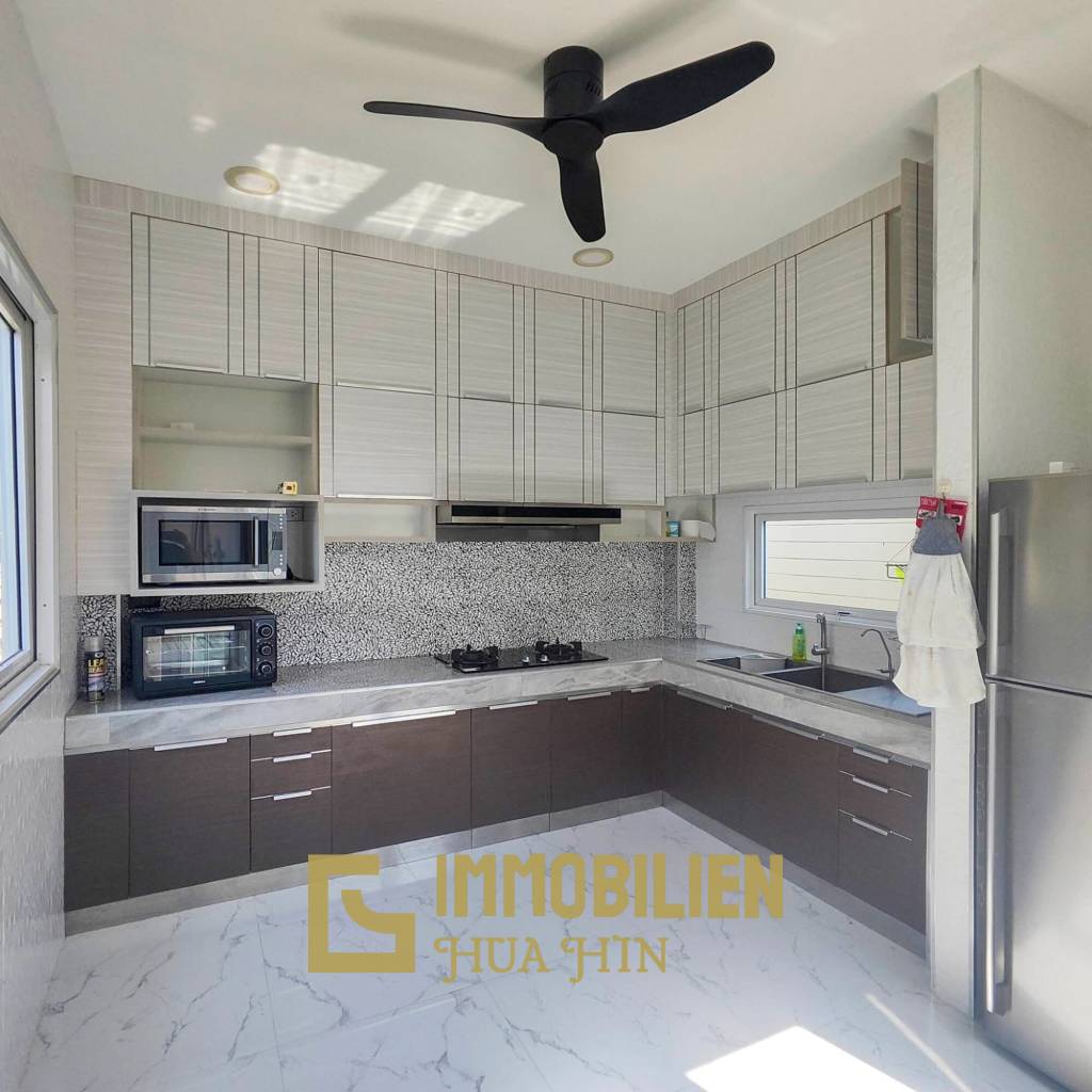 2 chambres + 2 salles de bain / espace barbecue privé / beaux espaces communs