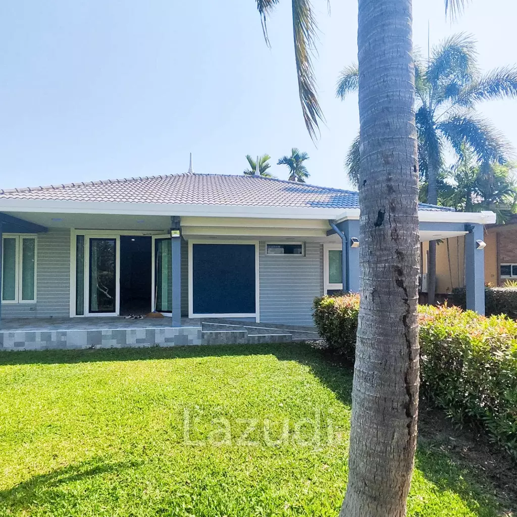 350 sqm modern pool villa in Casa Seaside Cha Am