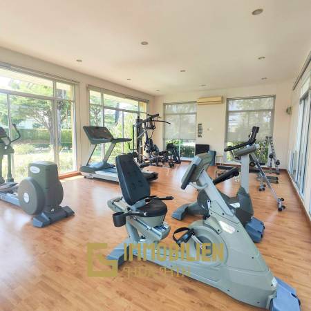 2 chambres + 2 salles de bain / espace barbecue privé / beaux espaces communs