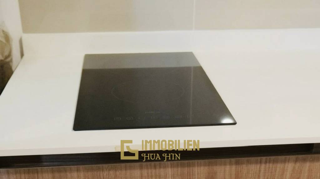 4 этаж / жилая площадь 26 кв.м / балкон