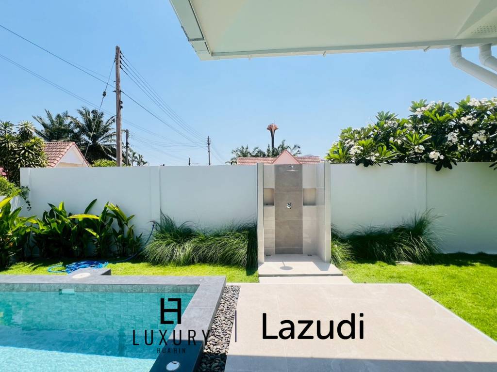 NEU / Pool Villa / 316 qm Wohnfläche