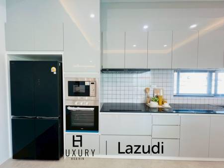 NEU / Pool Villa / 316 qm Wohnfläche