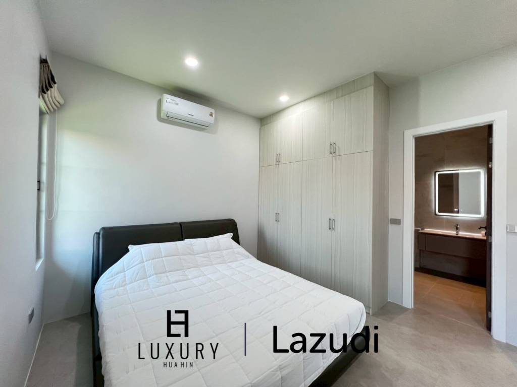 NEU / Pool Villa / 316 qm Wohnfläche