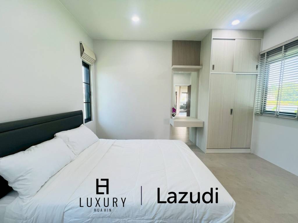 NEU / Pool Villa / 316 qm Wohnfläche