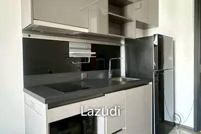 34.75 sqm 1 Bedroom Condo on 21st Floor at OKA HAUS Sukhumvit 36, Khlong Toei Bangkok