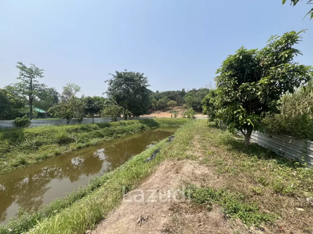12 Rooms for Sale Close To Huai Pla Kang Temple, Ban Du