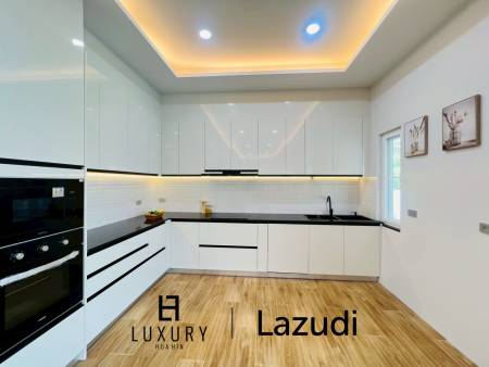 476 metro cuadrado 3 ` 2 Baño Villa de Venta