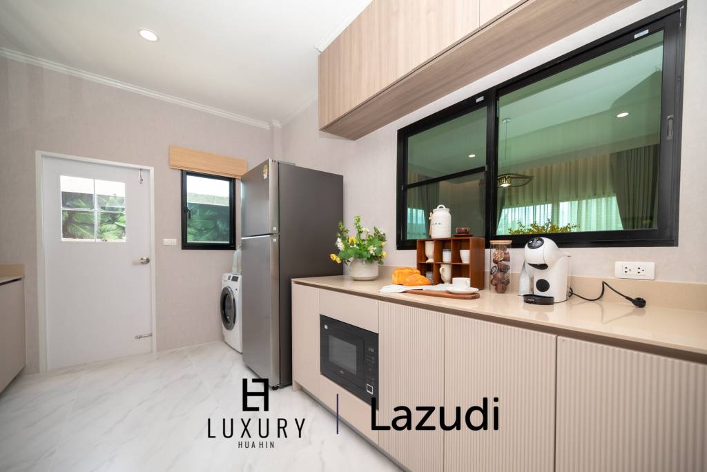 Supalai Lagoon / 4 Schlafzimmer + 4 Badezimmer / 261 qm Wohfläche