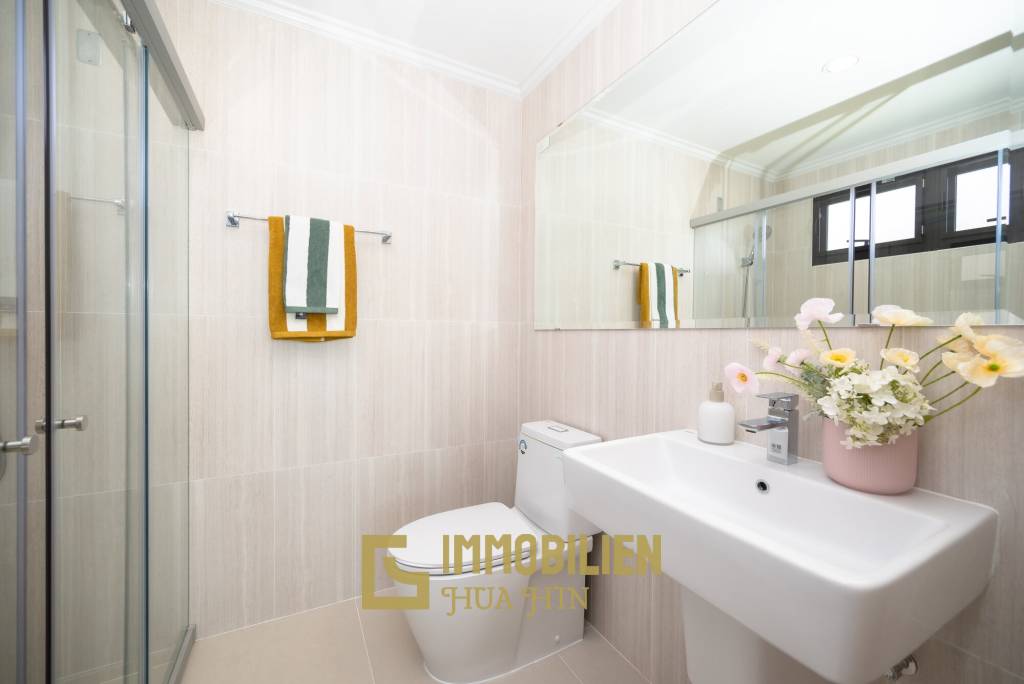 Lagon de Supalai / 4 chambres + 4 salles de bains / 261 m² de surface habitable