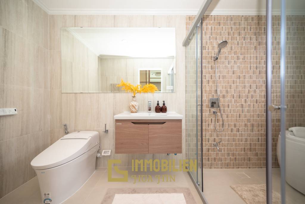 Lagon de Supalai / 4 chambres + 4 salles de bains / 261 m² de surface habitable