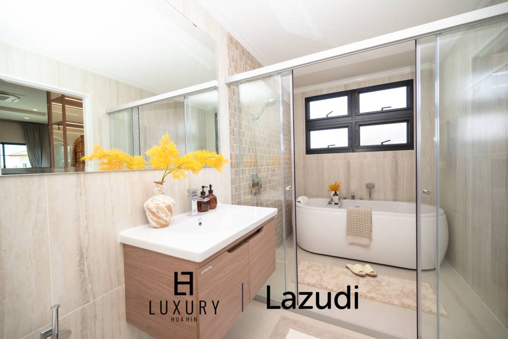 Supalai Lagoon / 4 Schlafzimmer + 4 Badezimmer / 261 qm Wohfläche